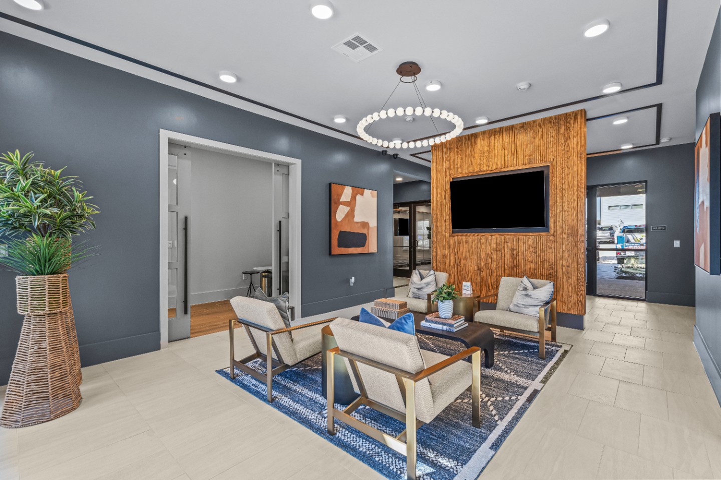 cedar lakes apartments featured